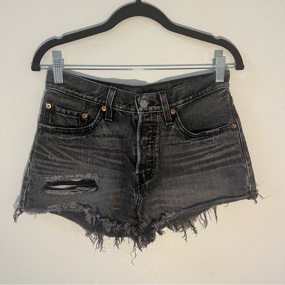 Levi’s distressed mid-rise denim shorts